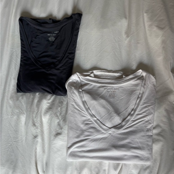 American Eagle Black and White V-Neck T-Shirts - Picture 1 of 3